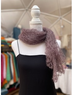 Carré dentelle améthyste en 60% mohair et 40% soie