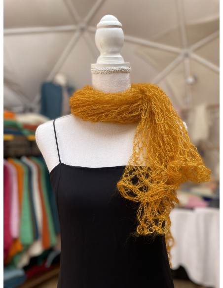 Carré dentelle maïs en 60% mohair et 40% soie