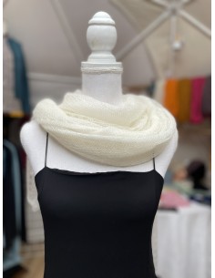 Etole dentelle écru en 60% mohair et 40% soie