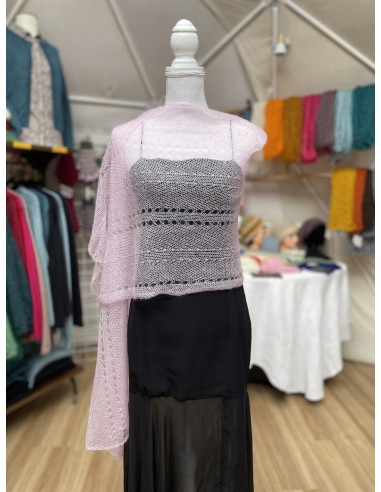 Etole dentelle Rose poudré en 60% mohair et 40%...