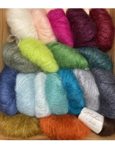 Couleurs en 80% Kidmohair et 20% Soie disponibles au 06.05.2026